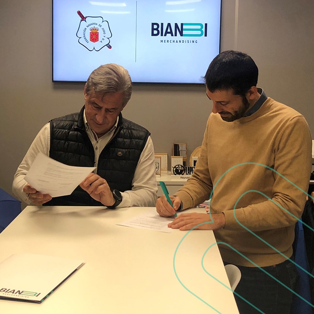 Firmado el acuerdo de colaboración entre la Federación Navarra de Judo y D.A. y Bianbi